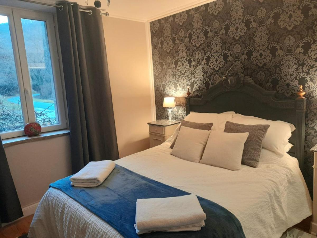 Les Roches Chambre D'Hotes Servant Exterior foto